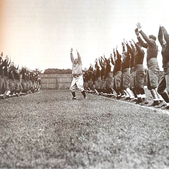 Rites of Autumn: The Story of College Football - Richard Whittingham - Picture 5 of 8